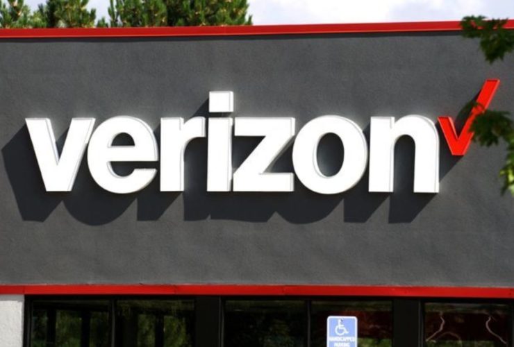 Verizon Misses Revenue Expectations as Prepaid Subscriber Base Declines