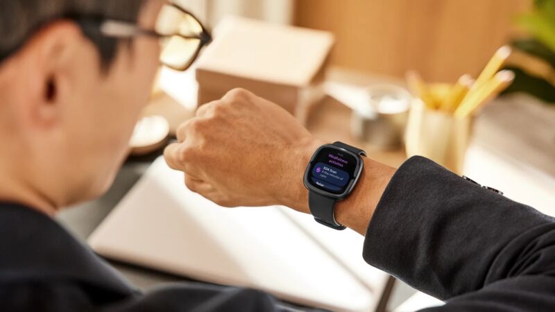 Google Denies Rumors of Phasing Out Fitbit Brand, Confirms Continued Support and New Products