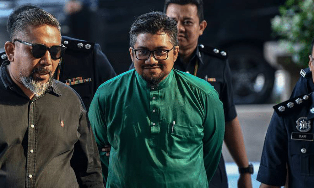 Malaysian Activist Arrested After Exposing Corruption, Sparking Debate on New Internet Regulations