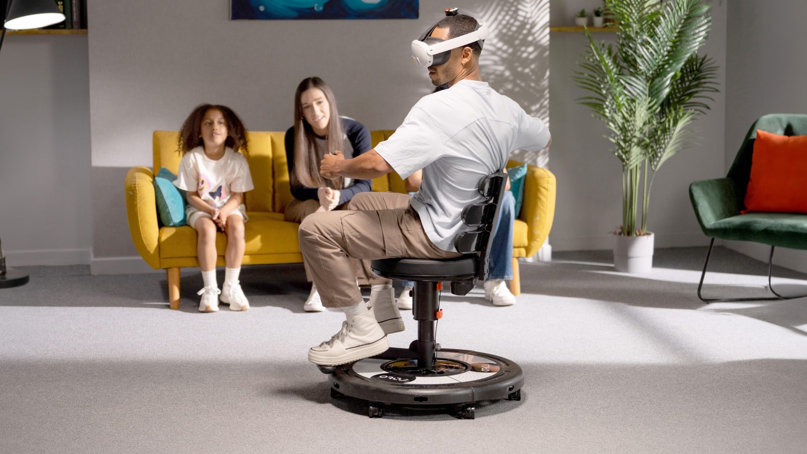 Roto VR Explorer Gaming Chair Offers Immersive Comfort with Motion-Enhanced Experience