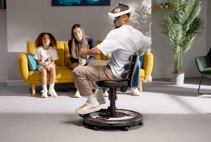 Roto VR Explorer Gaming Chair Offers Immersive Comfort with Motion-Enhanced Experience