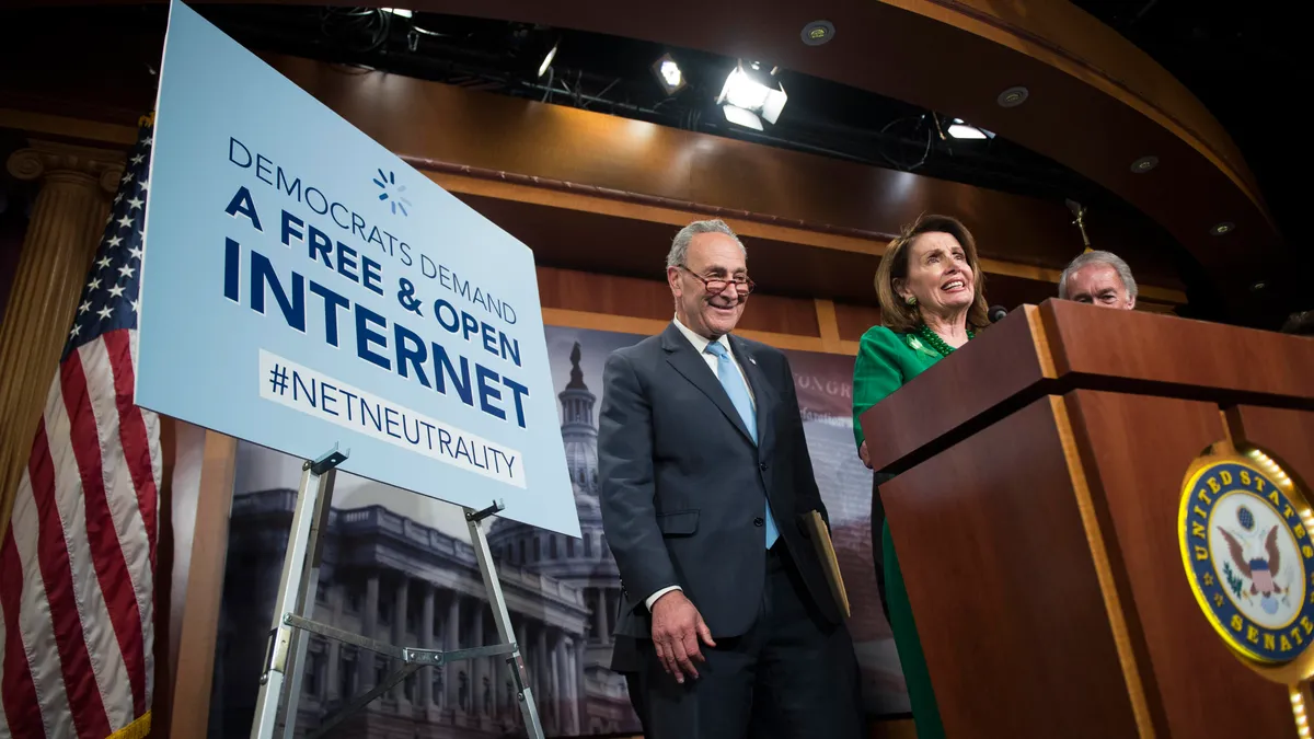 U.S. Appeals Court Temporarily Blocks FCC's Reinstatement of Net Neutrality Rules