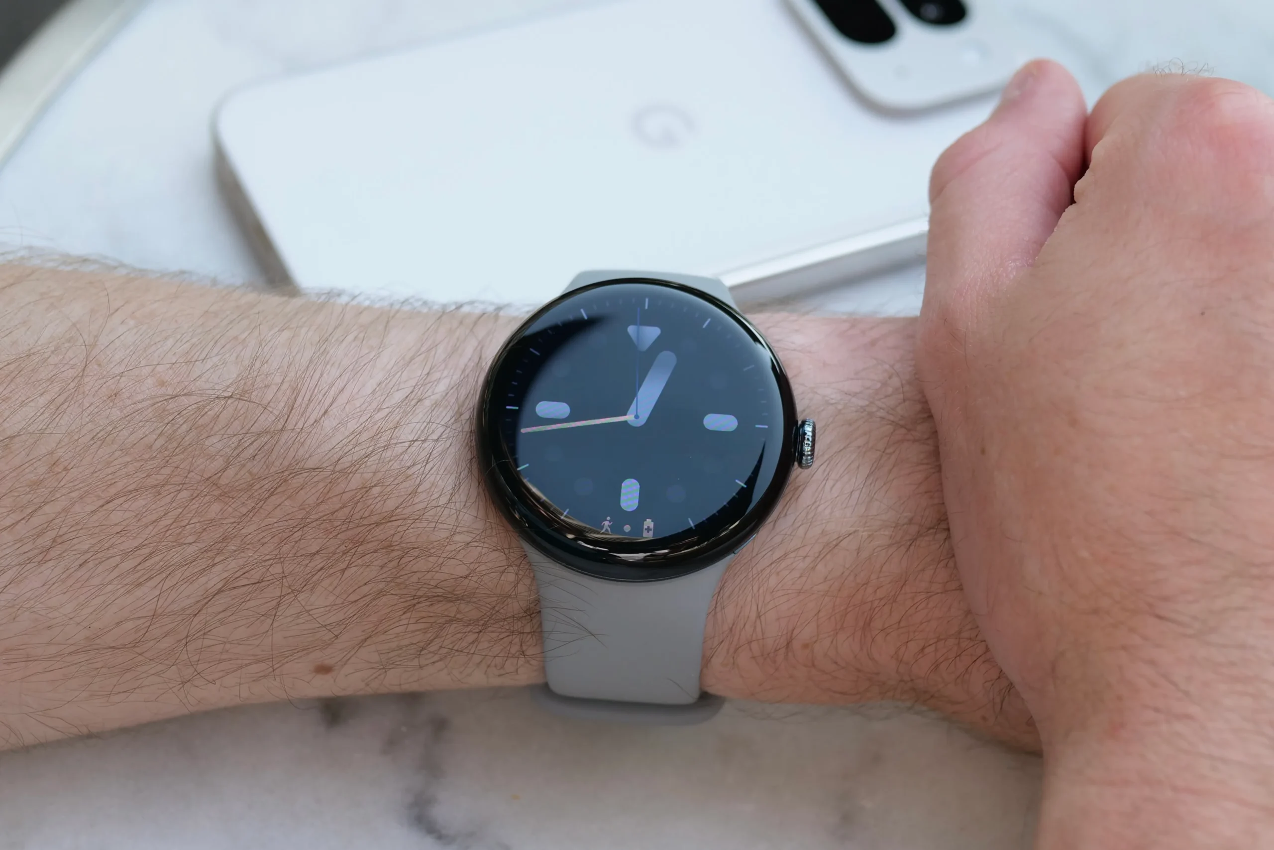 Google Revamps Pixel Watch Charging Screen in Wear OS 5 Update, Streamlining Design and Introducing Time-to-Full Estimate for Pixel Watch 3