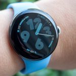 Samsung Prepares for Android Wear OS 5 Update Rollout While Google Faces Delays and User Issues with Pixel Watch