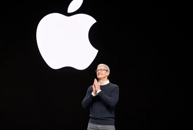 Tim Cook Emphasizes Quality Over Speed as Apple Expands AI Offerings with Apple Intelligence