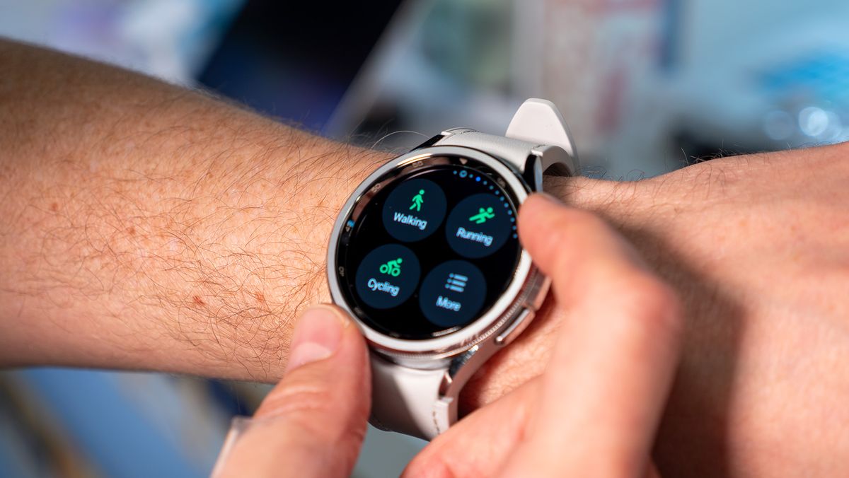 Amazon Offers 48% Off Samsung Galaxy Watch 6 in Early Black Friday Deal