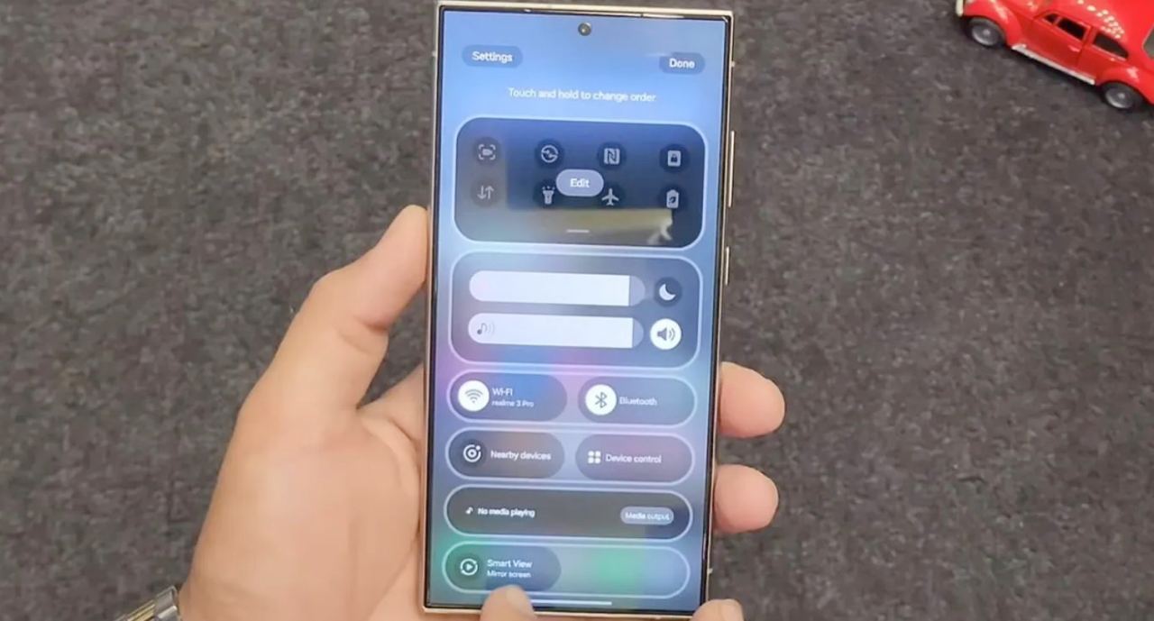 Samsung's One UI 7 Update: Leaks Reveal New Features as Launch Approaches in Early 2025